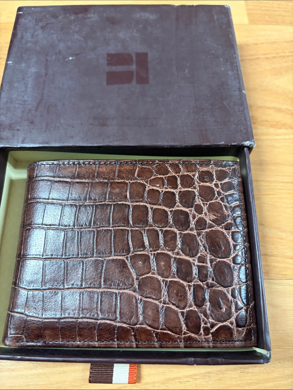 Trafalgar Men's Brown Croc-Embossed Leather Wallet